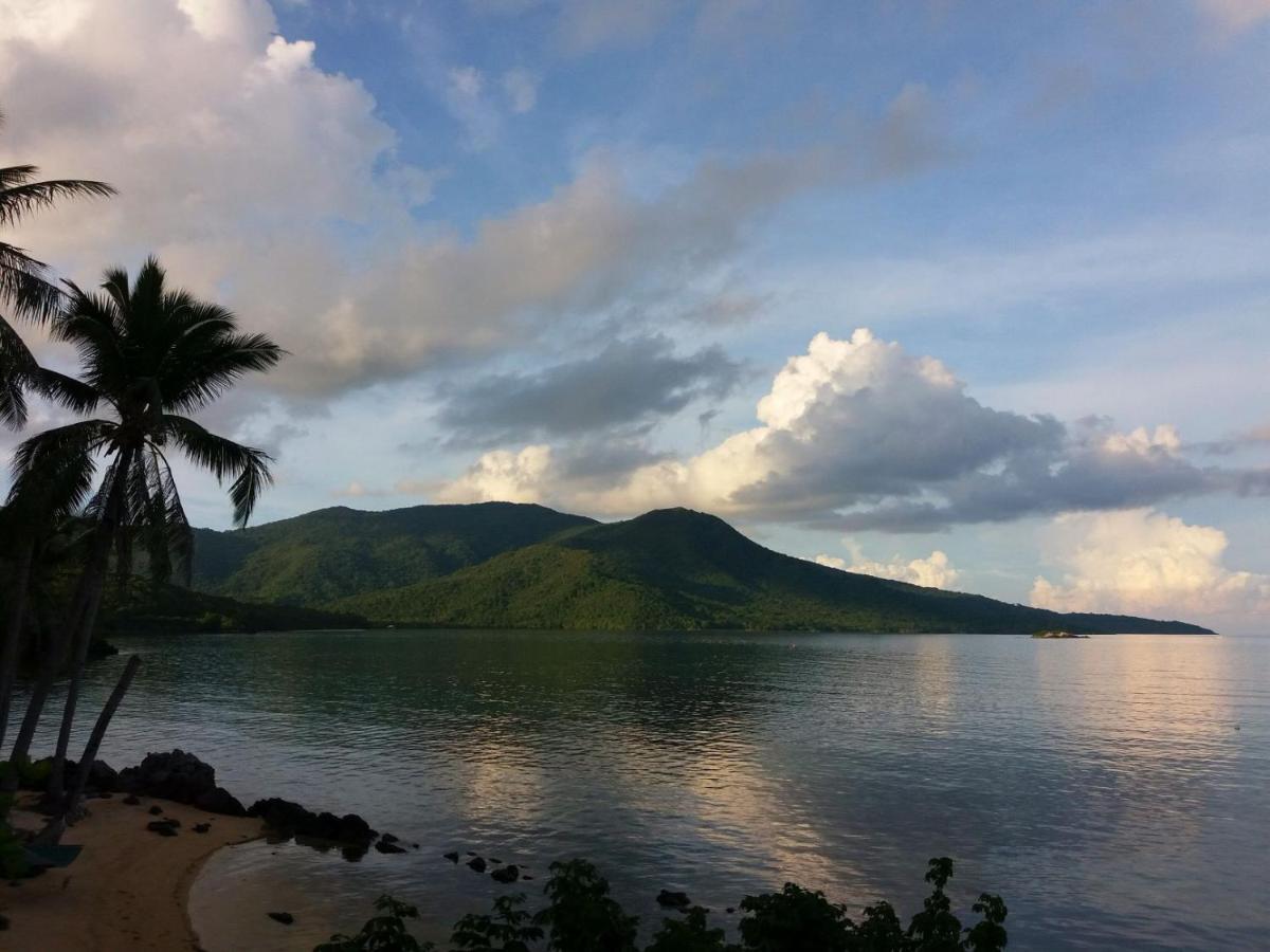 Breve Azurine Lagoon Resort Karimunjawa Exterior foto